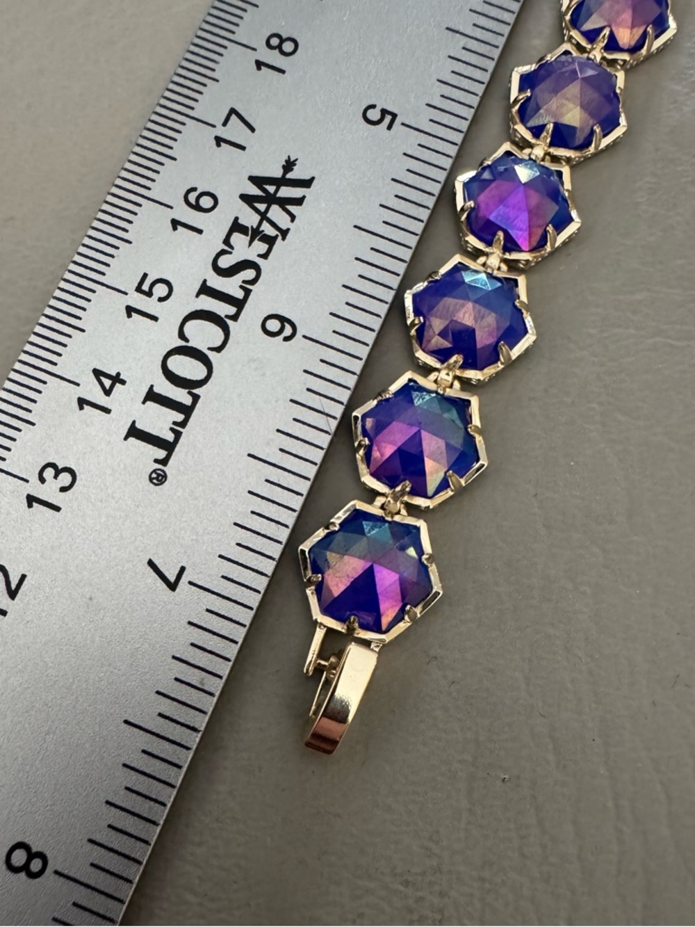 Kendra Scott Grace Bracelet - Picture 3 of 8